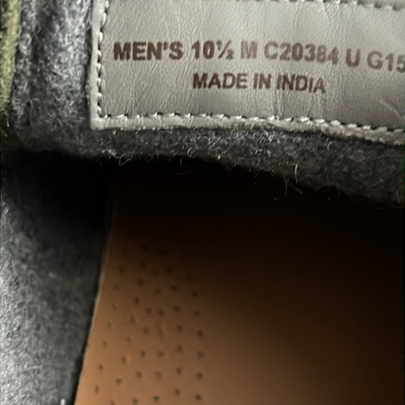 Cole Haan Suede Chukka ankle boots wool lined. EUC. Size 10.5 Olive Green - Picture 13 of 14